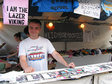 Chris at the Neighborhoodies Booth, Intonation Festival, 2005