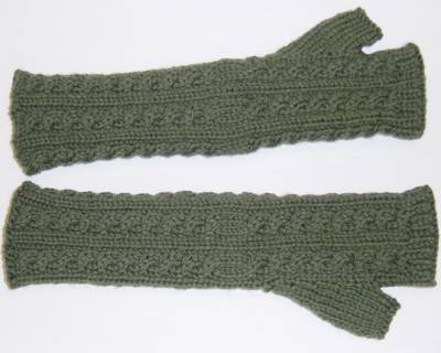 Cabled Armwarmer