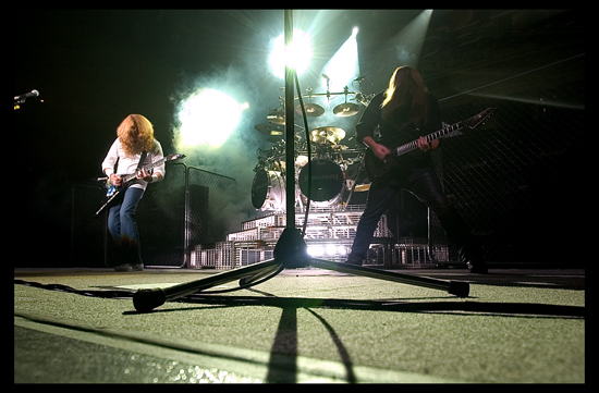 Megadeth w/ Mic Stand