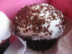 Sprinkles Black&White cupcake